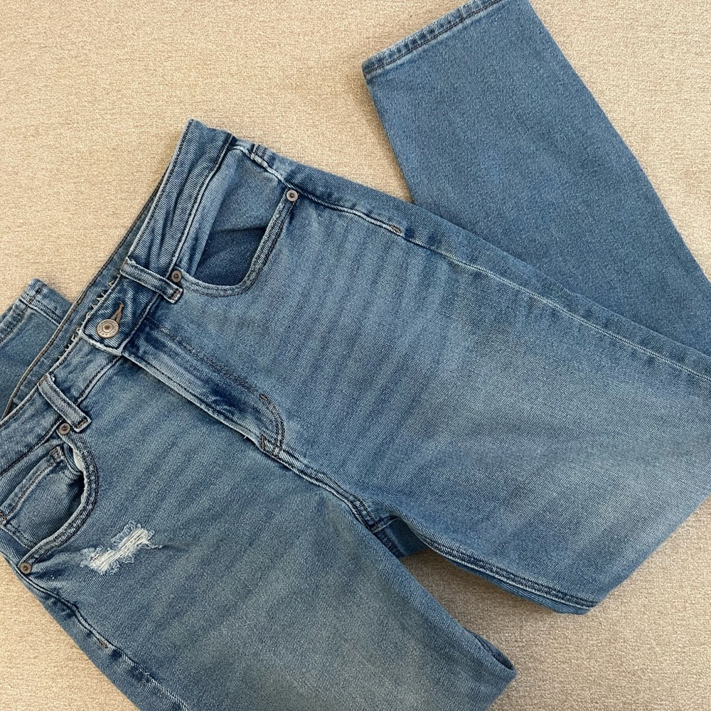 American Eagle Stretch Curvy Mom Jeans